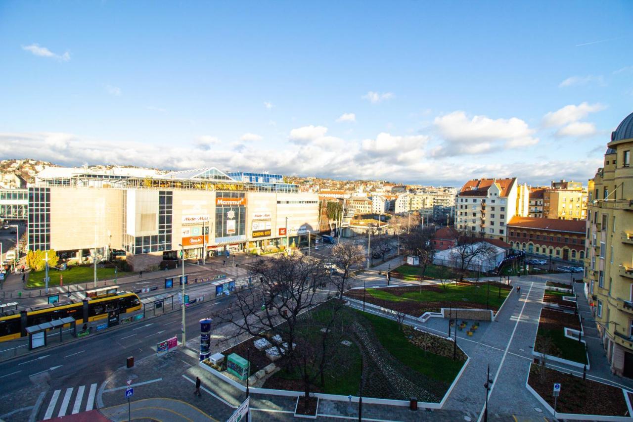 Buda Center Budapest Kültér fotó